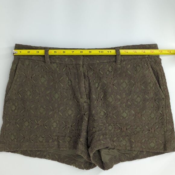 Ann Taylor LOFT Dark Forest Green Lace Floral Shorts 6 Original - Picture 4 of 10